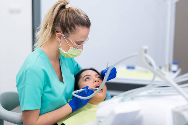 Best Cracked Tooth Emergency Dentist  in Walcott, IA
